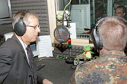 Reinhold Robbe bei Radio Andernach in Rajlovac