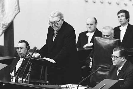 Konstituierende Sitzung 1976