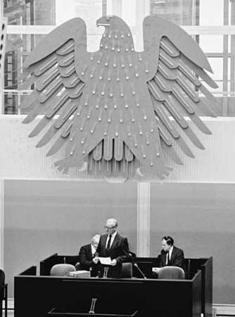 Konstituierende Sitzung 1990