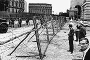 Ausbau der Grenzbefestigungen zwischen Reichstagsgebäude und Reichstagspräsidentenpalais