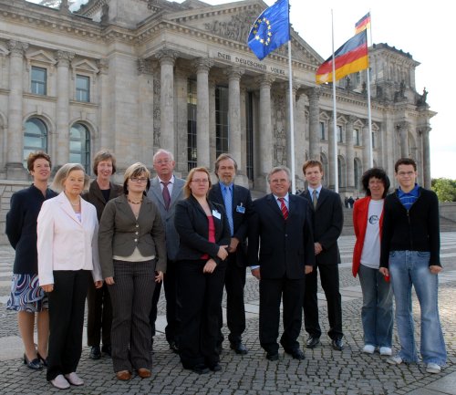 Auswärtiger Ausschuss, Mitarbeiter des Sekretariats