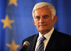 Jerzy Buzek, Klick vergrößert Bild