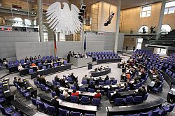 Blick in das Plenum am 07.03.2008, Klick vergrößert Bild