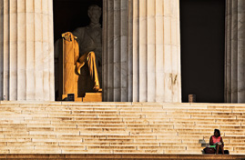 Impressionen am Lincoln Memorial — ein Denkmal zu Ehren Abraham Lincolns mit einer 5,80 Meter hohen Statue des 16. Präsidenten der USA