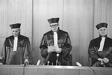 25.02.1975: Ernst Benda