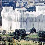 das verhüllte Reichstagsgebäude