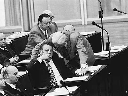 17.05.1972 : Franz-Josef Strauß (sitzend),