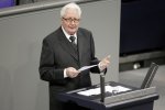 Hans-Jochen Vogel in der Gedenkstunde "Demokratie in Flammen" am 10.04.2008 im Bundestag.