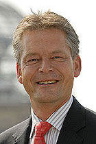 Portraitfoto Jürgen Herrmann