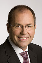 Portraitfoto Dr. Heinrich Leonhard Kolb