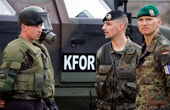 Aktuelles Mandat vom Mai 2009 - KFOR-Soldaten im Kosovo