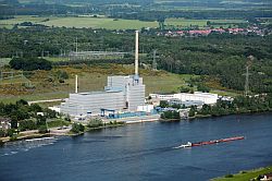 Luftaufnahme des Kernkraftwerks Krümmel an der Elbe