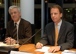 Dr. Michael Bürsch (SPD) und Dr. Hans Fleisch, Klick vergrößert Bild