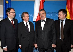 Europa-Union mit dem tschechischen Aussenminister, Klick vergrößert Bild
