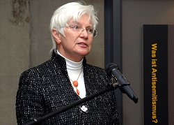 Vizepräsidentin Gerda Hasselfeldt (CDU/CSU), Klick vergrößert Bild