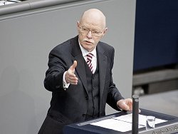 SPD-Bundesfraktionsvorsitzender Dr. Peter Struck, Klick vergrößert Bild