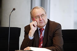 Eduard Lintner (CDU/CSU), Klick vergrößert Bild