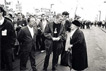 11. Mai 1968:Das Kuratorium "Notstand der Demokratie" und die "Kampagne für Demokratie und Abrüstung" organisieren einen Sternmarsch auf Bonn, um gegen die Notstandsgesetzgebung der Großen Koalition zu protestieren.