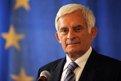 Jerzy Buzek, Klick vergrößert Bild