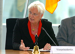 Bundestagsvizepräsdentin Gerda Hasselfeldt (CDU/CSU), Klick vergrößert Bild