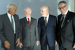 Die vier Direktoren des Deutschen Bundestages: v.li. Prof. Dr. Wolfgang Zeh, Staatssekretär Dr. Hans-Joachim Stelzl, Rudolf Kabel und Dr. Peter Eickenboom.