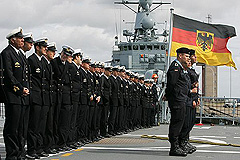 Besatzung der Fregatte "Niedersachsen"