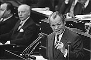 1972: Bundeskanzler Willy Brandt stellt Vertrauensfrage