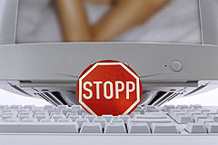 Stopp Zeichen auf einer Computertastatur