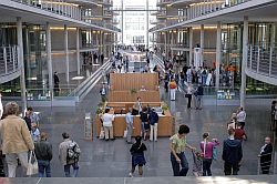 Besucher im Paul-Löbe-Haus