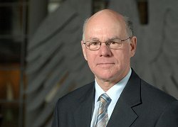 Bundestagspräsident Prof. Dr. Norbert Lammert, Klick vergrößert Bild