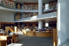 Foto: Blick in die Räumlichkeiten der Bibliothek