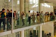 Besuchergruppe im Reichstagsgebäude