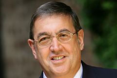 Dr. Karl Lamers