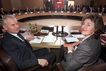 DDR-Ministerpräsident Hans Modrow und DDR-Wirtschaftsministerin Christa Luft am runden Tisch im Bonner Kanzleramt. 