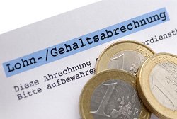 Lohn-/Gehaltsabrechnung mit Geld, Klick vergrößert Bild