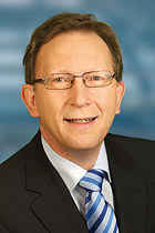 Portraitfoto Erwin Rüddel