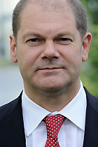 Portraitfoto Olaf Scholz