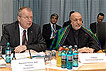 Hamid Karzai und Ruprecht Polenz am 27.01.2010 im Auswärtigen Ausschuss