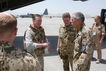 Zum vierten Mal in seiner Amtszeit war der Wehrbeauftragte des Bundestages, Hellmut Knigshaus, im Mai zu Besuch in Afghanistan. Mit der Transall ging es als erstes nach Kabul.