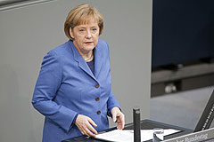 Kanzlerin Angela Merkel whrend Regierungserklrung