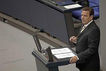 Bundeskanzler Gerhard Schrder whrend seiner Rede vor dem Deutschen Bundestag