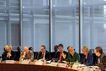 30.11.2011: Sibylle Pfeiffer (CDU/CSU), Harlad Klein, BMZ, Gudrun Kopp (FDP), Parl. Staatssekretärin, Günter Nooke, G8-Afrika-Beauftragter, Christoph Heusgen,Bundesreg., Bundeskanzlerin Angela Merkel, Dagmar Wöhrl (CDU/CSU)