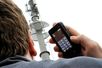 Mobiltelefon und Funkmast