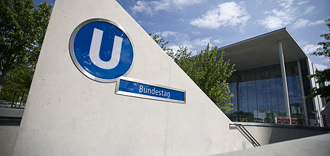 U-Bahn-Eingang Bundestag