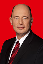 Portraitfoto Wolfgang Tiefensee