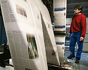 Bild: Kontrolle der Zeitungsproduktion