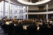 Bild: Sitzung des Petitionsausschusses.