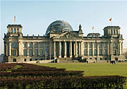 Bild: Das Reichstagsgebäude in Berlin, Sitz des Bundestages.