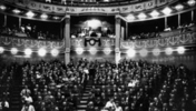 Auftakt in Weimar: 1919 beraten die Abgeordneten im Nationaltheater über eine Verfassung für die junge Republik