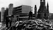 Wiederaufbauarbeiten im Zentrum von Berlin, Anfang der 50er-Jahre